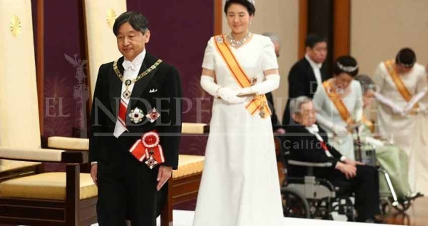 Naruhito abre nueva era imperial en Japón
