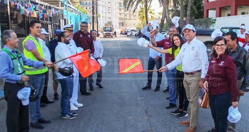 Dan banderazo a las obras para ciclovía de más de 2 kilómetros en La Paz
