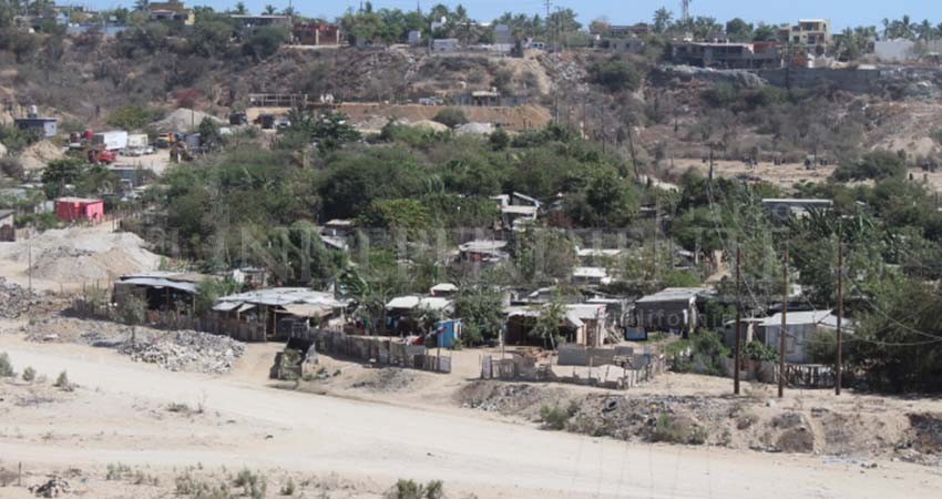 Avanzan negociaciones para adquirir tierras en CSL, informa Secretaría General