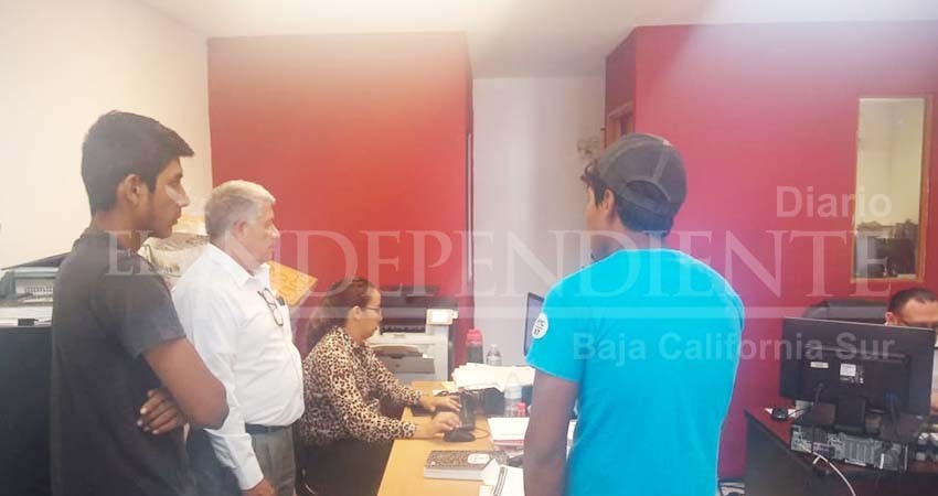 Denuncian a policías de Los Cabos por presunto allanamiento de morada