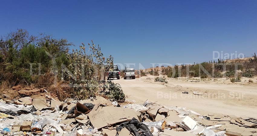 Policía y Tránsito sancionarán a camiones que descarguen basura en arroyos de CSL