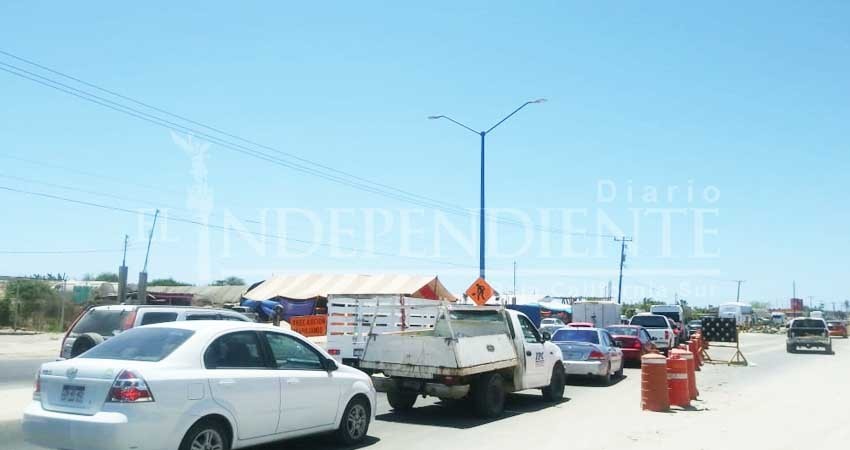Obras del puente en el vado de Santa Rosa siguen provocando caos vial y demoras