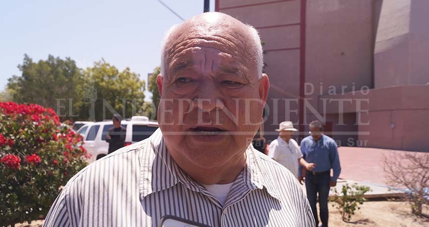 Un “exceso” bloqueo en Semarnat; pagamos bonos en tiempo: Víctor Castro