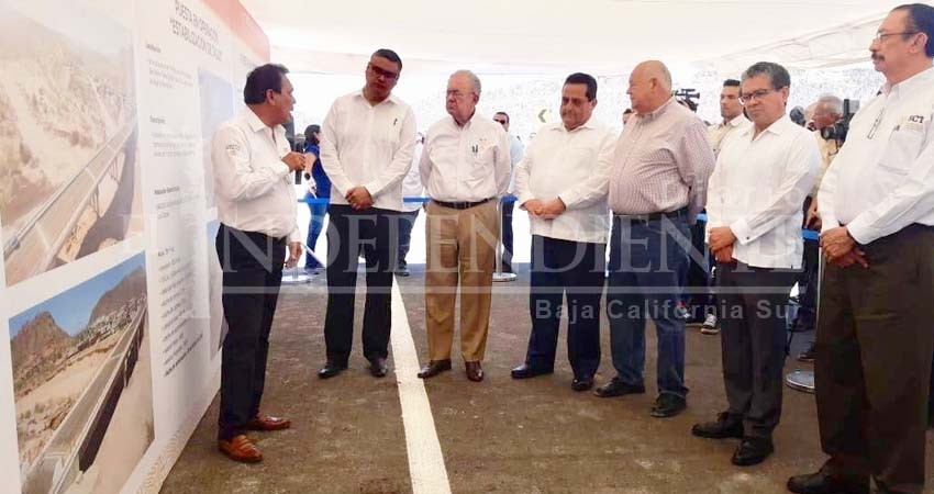 Inaugura Jiménez Espriú obras de impacto social en BCS