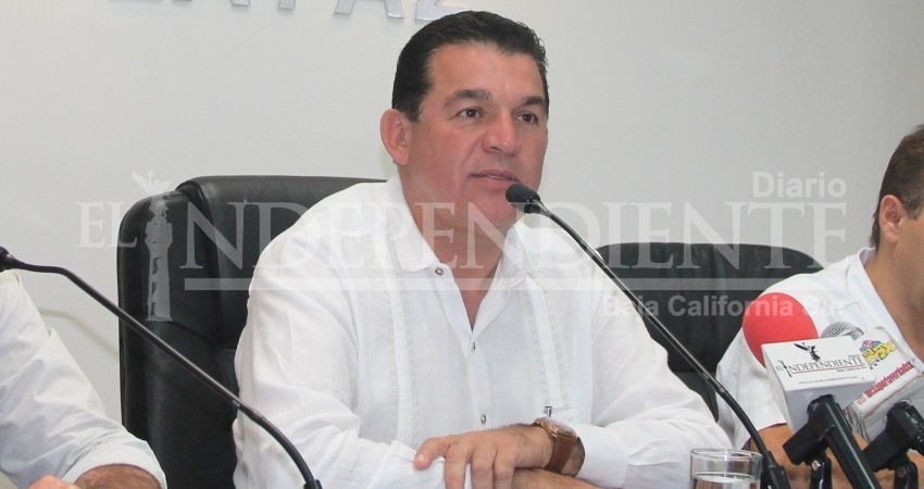 “Que nos deje trabajar”, pide alcalde a dirigente del PAN