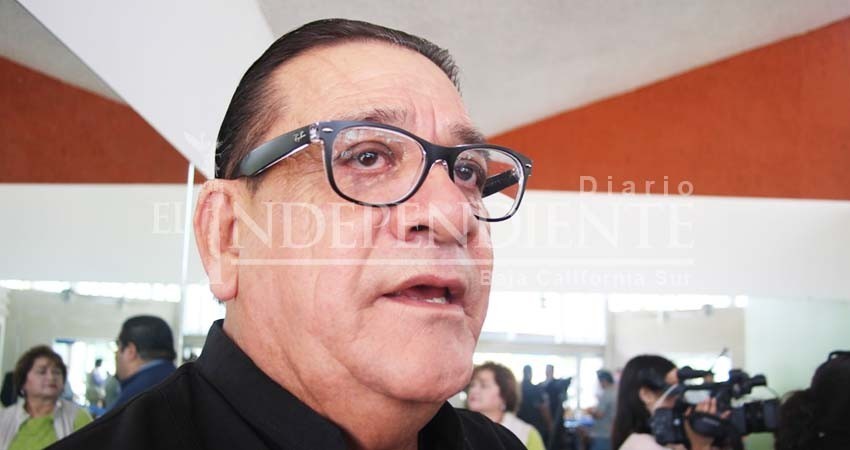 Cuando un partido gana, despide y mete a los suyos: Alfredo Porras sobre despidos en dependencias federales