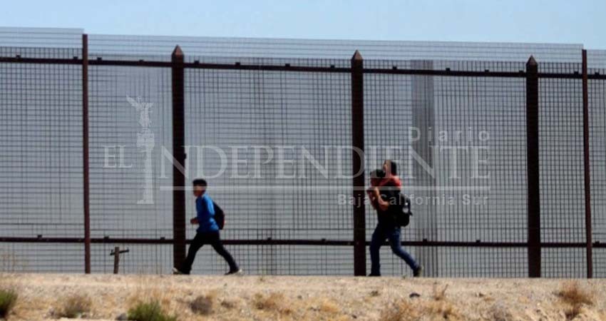 Continúan arrestos de migrantes en retenes de Chihuahua