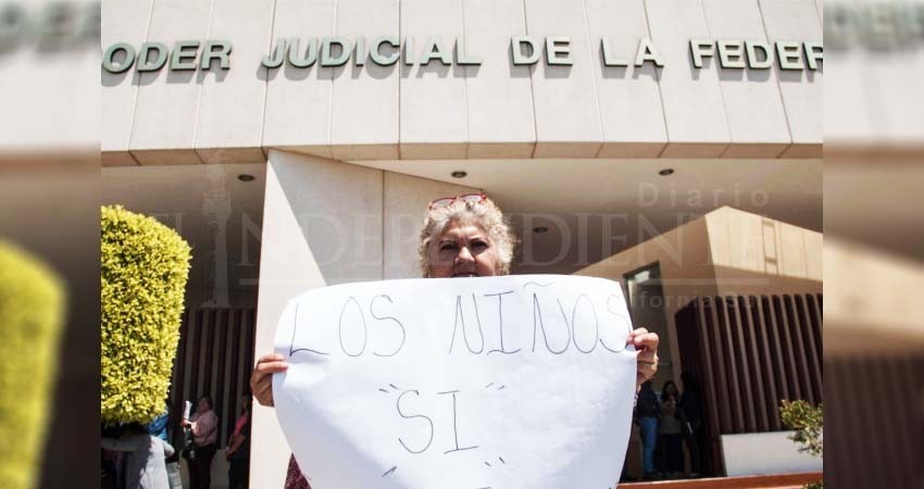 Suman ya 5 mil amparos de estancias infantiles por recorte