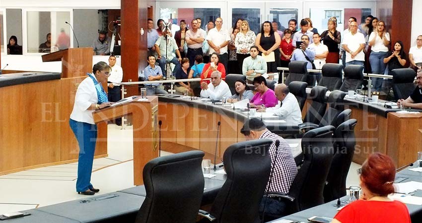 Se consultó reglamento de horarios del Congreso BCS con todos los diputados: Petra Juárez