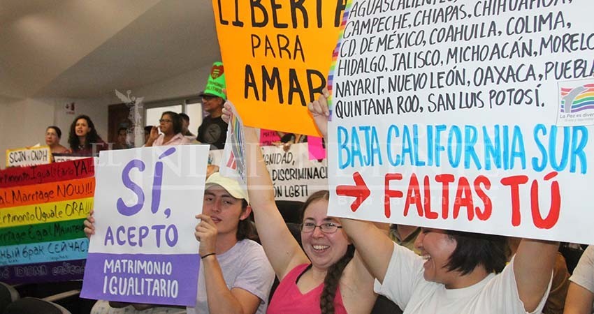 Revisamos matrimonio igualitario con “Parlamento Abierto”: Presidente Congreso