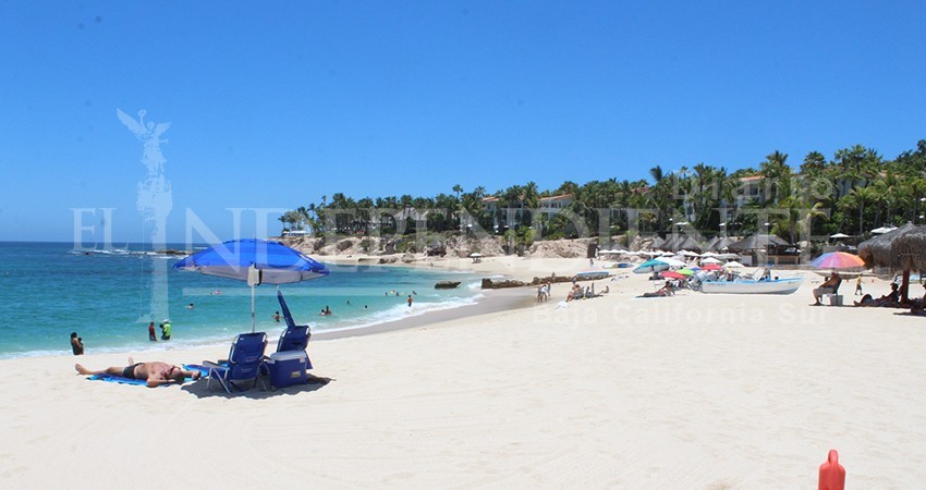 Zofemat busca certificar ante el INMC, playas Las Viudas y Acapulquito