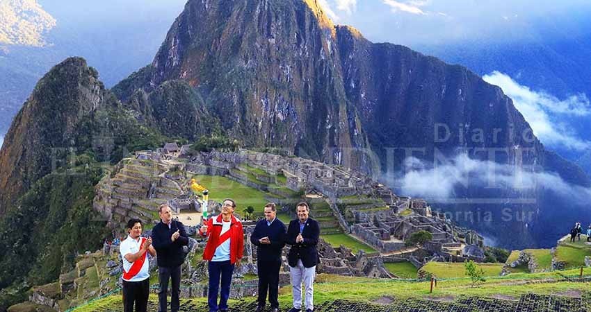 Encienden la Antorcha Panamericana en Machu Picchu