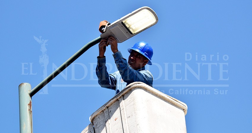 Ahorros del Ayuntamiento aumentarán inversión en alumbrado de La Paz