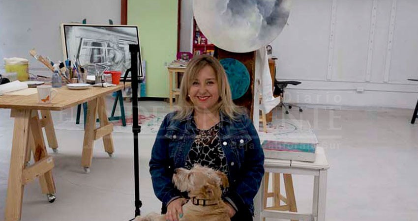 Diana Salazar: “La pintura te sustrae por completo del tiempo cronológico, incesante”