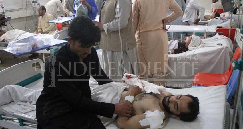 Niño kamikaze deja al menos 10 muertos en boda en Afganistán
