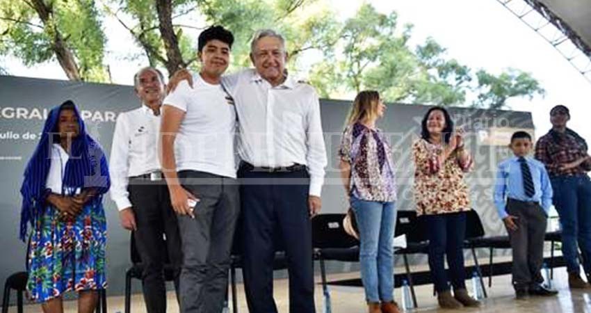 Obras inconclusas quedarán en el cementerio de la corrupción: AMLO