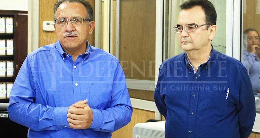 Rector de UABCS da posesión al nuevo abogado general de la universidad