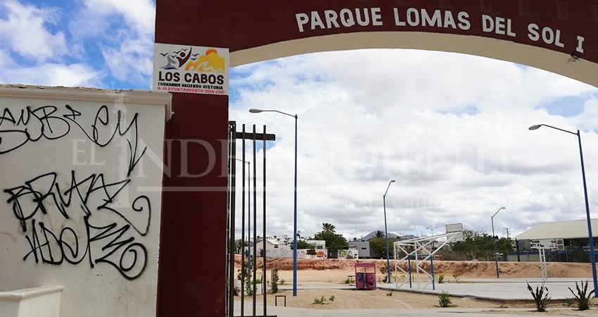 Afectados espacios públicos y edificios gubernamentales por grafiti en CSL