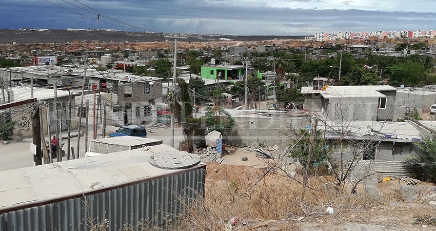 Continúan los apagones en Cabo San Lucas ahora en asentamientos en irregulares