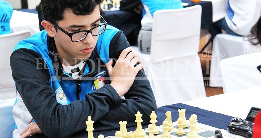 Los Sudcalifornianos Algol Jorajuria y Ayleen Ramírez van al nacional de ajedrez