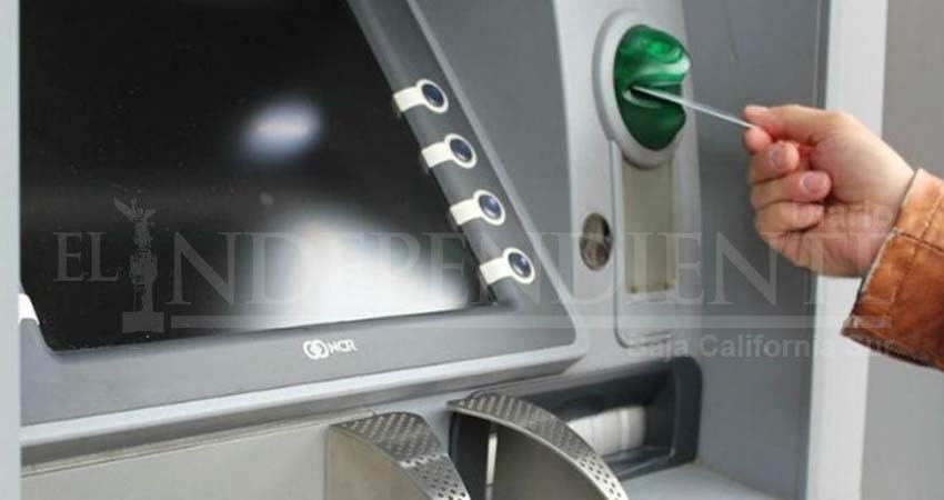 Este es el peor error que puedes cometer en un cajero automático