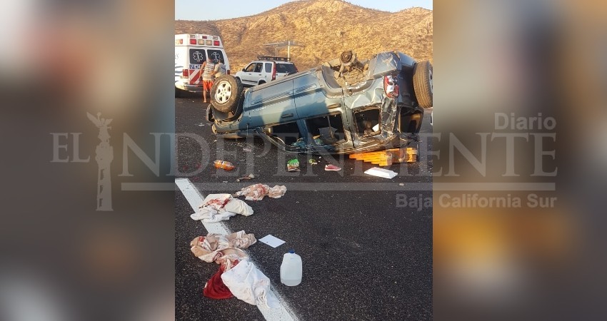 Cuatro heridos en aparatosa volcadura en la Transpeninsular