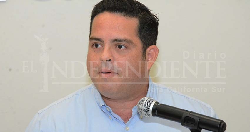 Exige PAN BCS a Víctor Castro que diga si habrá o no cable submarino