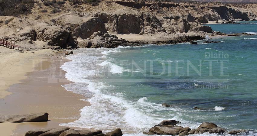 Desplazamiento de “Henriette” provoca mar de fondo en Los Cabos; ayer fue restringida la navegación menor