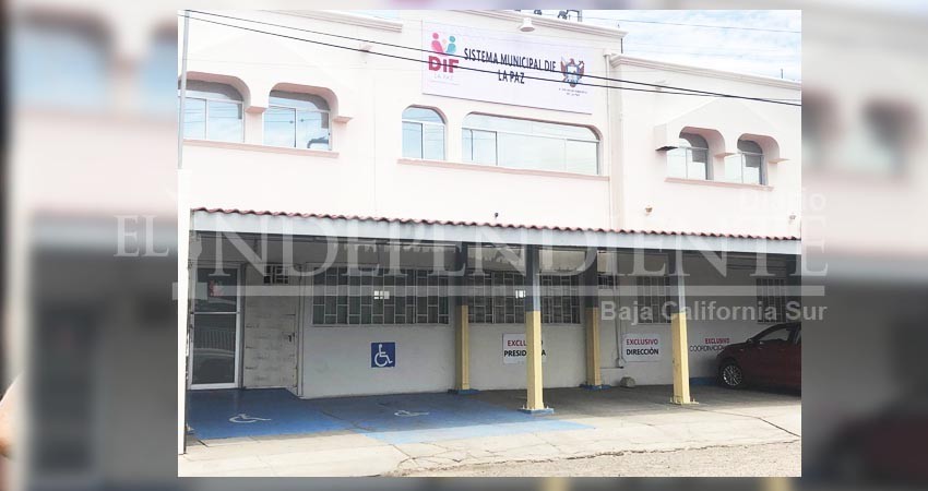 Roban caja fuerte del DIF en La Paz