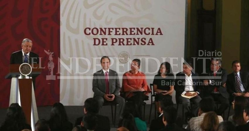 Casi un millón de jóvenes en el programa para aprendices: AMLO