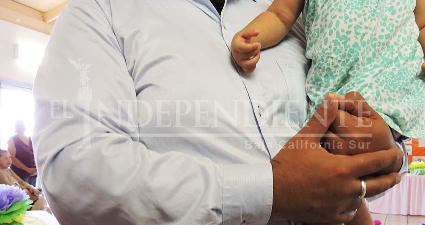 Debemos revisar leyes para agregar adopción a Matrimonios Igualitarios: Derechos Humanos Congreso