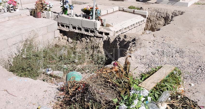 Por reglamento, limpieza de Panteones es tarea de Servicios Públicos