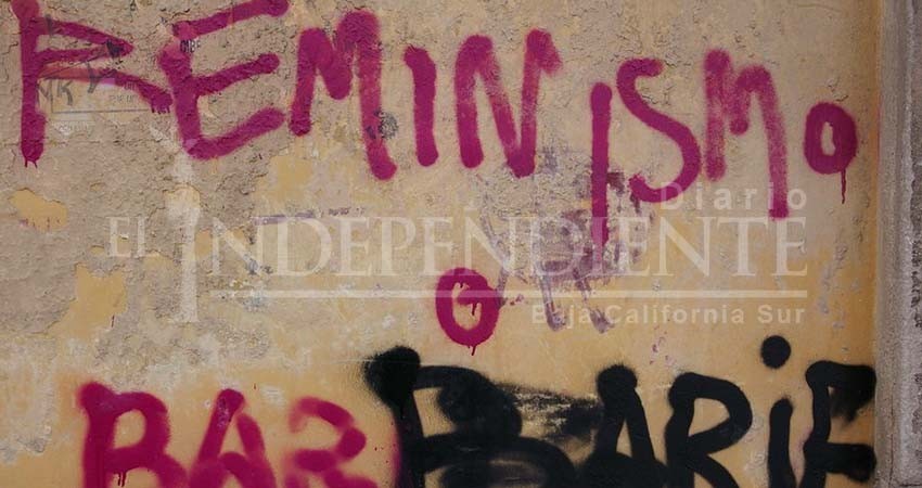 Apoya alcalde de La Paz manifestación de mujeres en CDMX