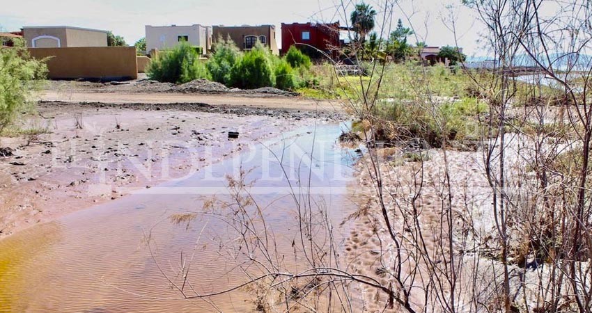Riesgo sanitario por  derrame de aguas negras  en Loreto