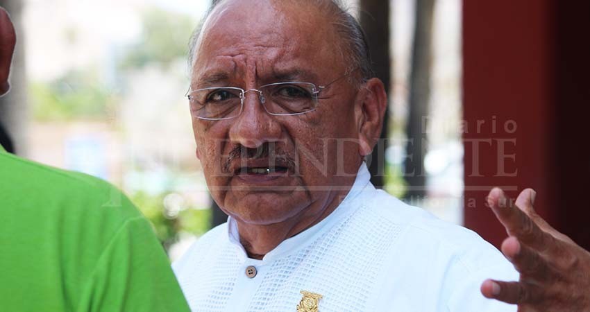 Acusan a presidenta del Congreso BCS de negar palabra a diputados de Morena