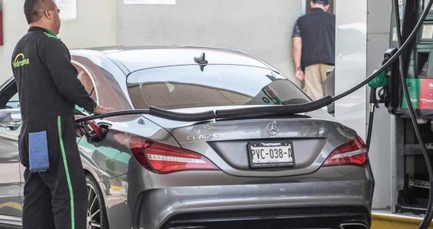 A partir del sábado sube IEPS de gasolina Magna y Diésel