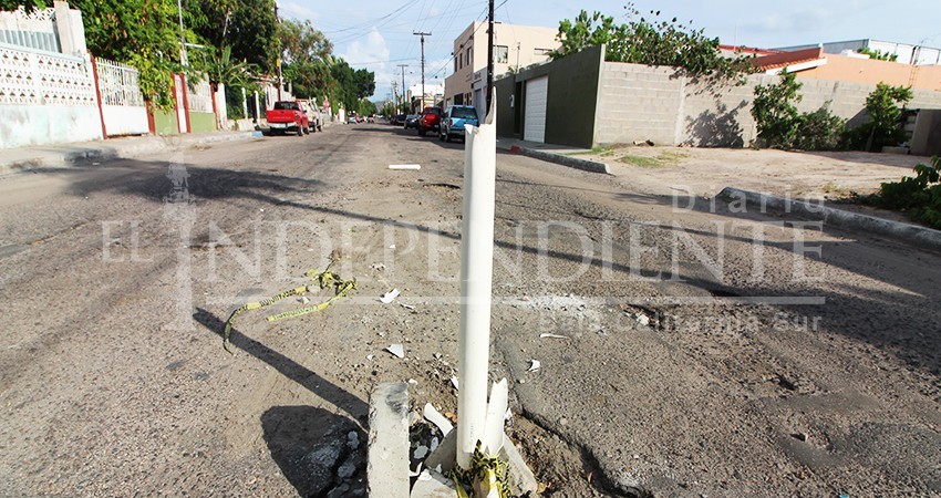 Baches “recién nacidos”, ríos negros y socavones por lluvias en La Paz