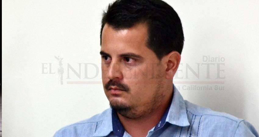 Denuncia “vicios” el delegado de Todos Santos en las estructuras municipales