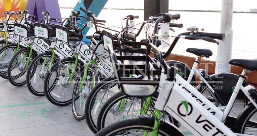 Listas las bicicletas de renta en el malecón de La Paz