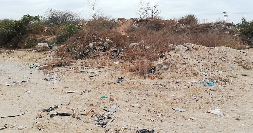 Siguen siendo basureros clandestinos lotes baldíos y brechas de El Tezal