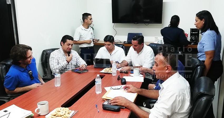 Regidores se comprometen con bomberos cabeños buscar mejores salarios y prestaciones laborales