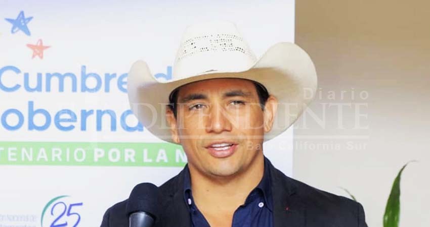 El gobernador que sin graduarse de la escuela pagó toda la deuda pública