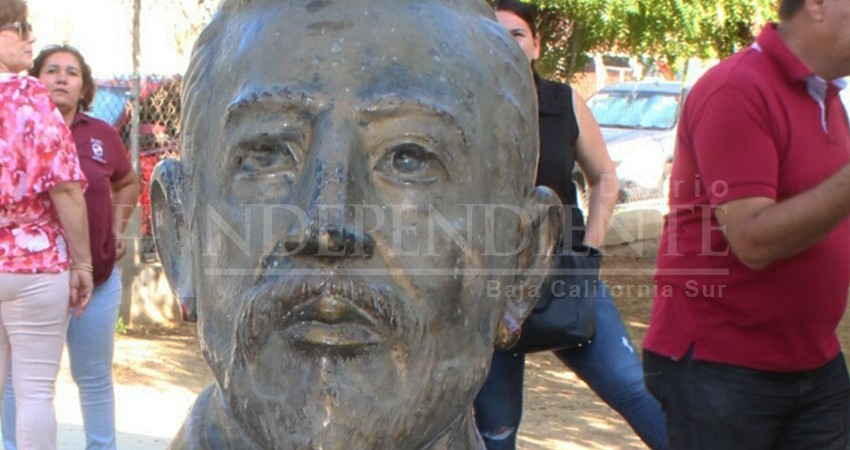 Presentarán en Congreso del Estado, iniciativa para nombrar a Mauricio Castro Cota Sudcaliforniano Ilustre