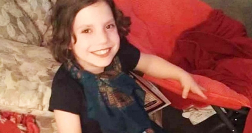 Desmienten a padres adoptivos obsesionados con hija sicópata