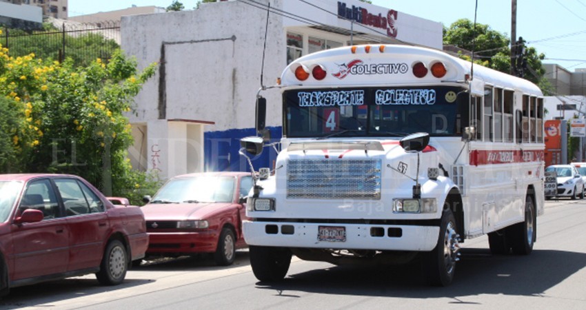 Demanda sobrepasa al transporte público de SJC; transportistas exigen concesiones