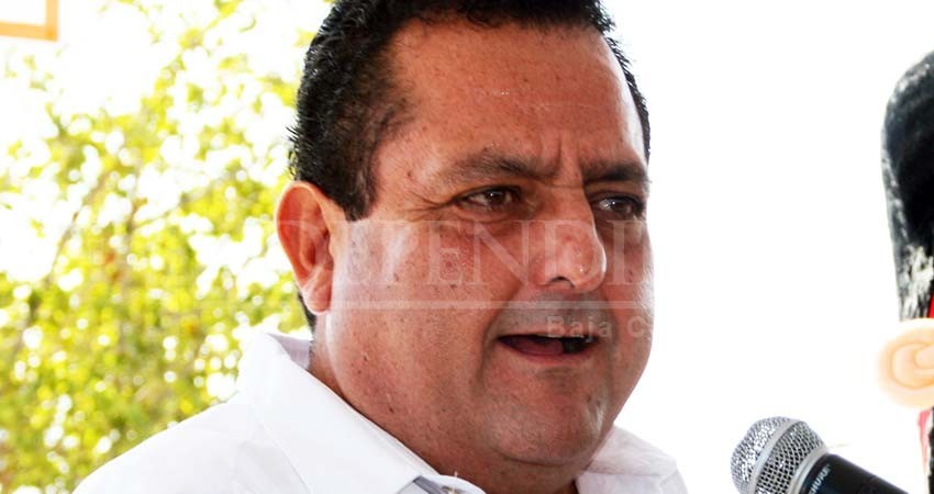 A favor de amnistía en casos de injusticia o defensa inadecuada: Gobernador