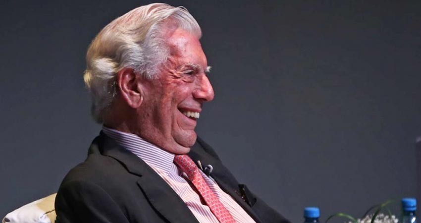 Vargas Llosa será premiado en Francia por su obra literaria