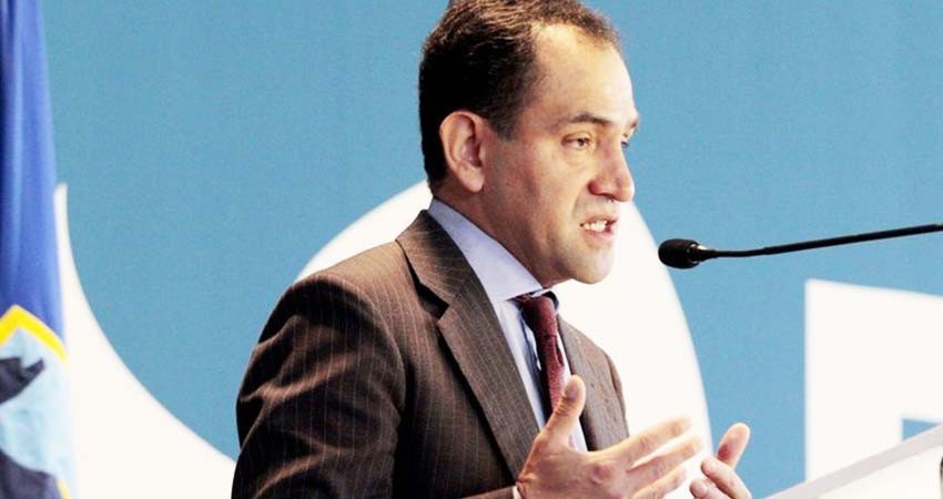 2 mil 800 empresas implicadas en lavado de dinero