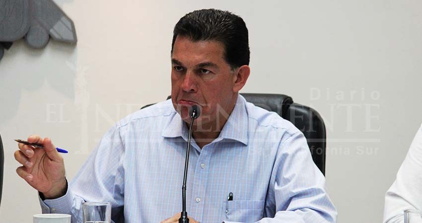 Amenaza Rubén Muñoz a su gabinete con despidos: “quiero más compromiso”