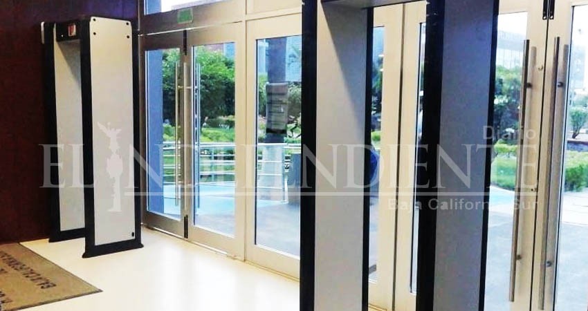 Instalan detectores de metal en el congreso de BCS